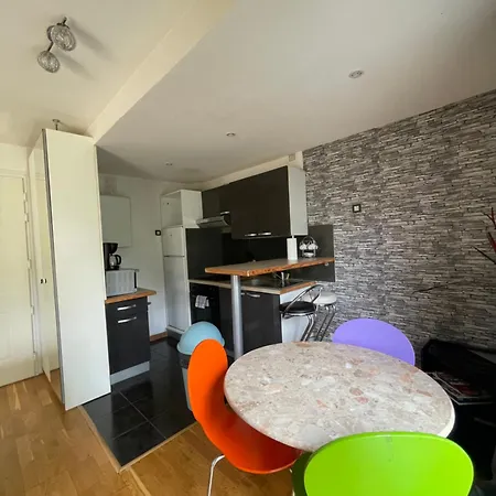 Appartement Cosy Et Spacieux Avec Une Belle Vue Sur Jardin, Proche Des Commodites Et A Moins De 30 Minutes De Paris En Transport Chennevières-sur-Marne Exterior foto