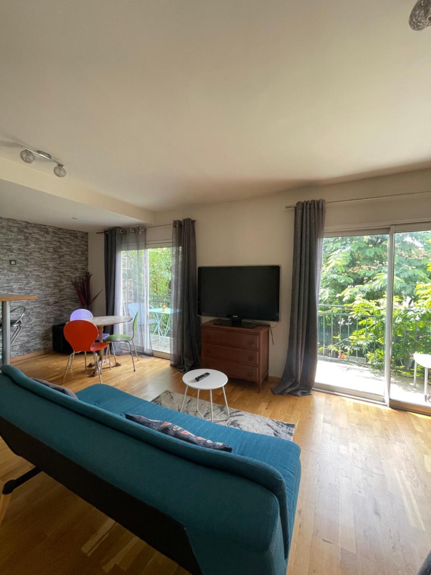 Cosy Et Spacieux Avec Belle Vue Sur Jardin, Proche Des Commodites Et A Moins De 30 Minutes De Paris En Transport * Chennevières-sur-Marne
