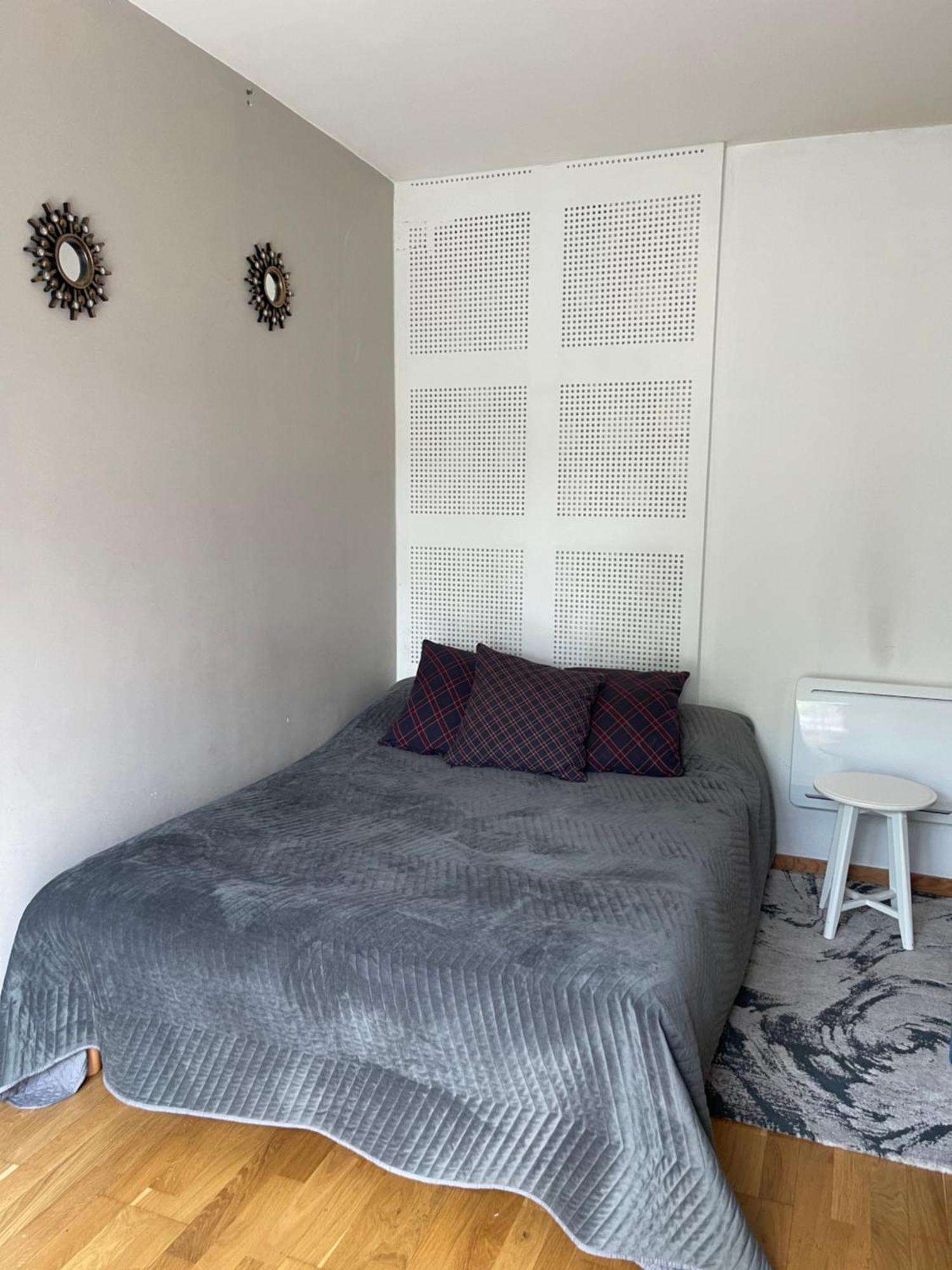 Cosy Et Spacieux Avec Belle Vue Sur Jardin, Proche Des Commodites Et A Moins De 30 Minutes De Paris En Transport Apartment